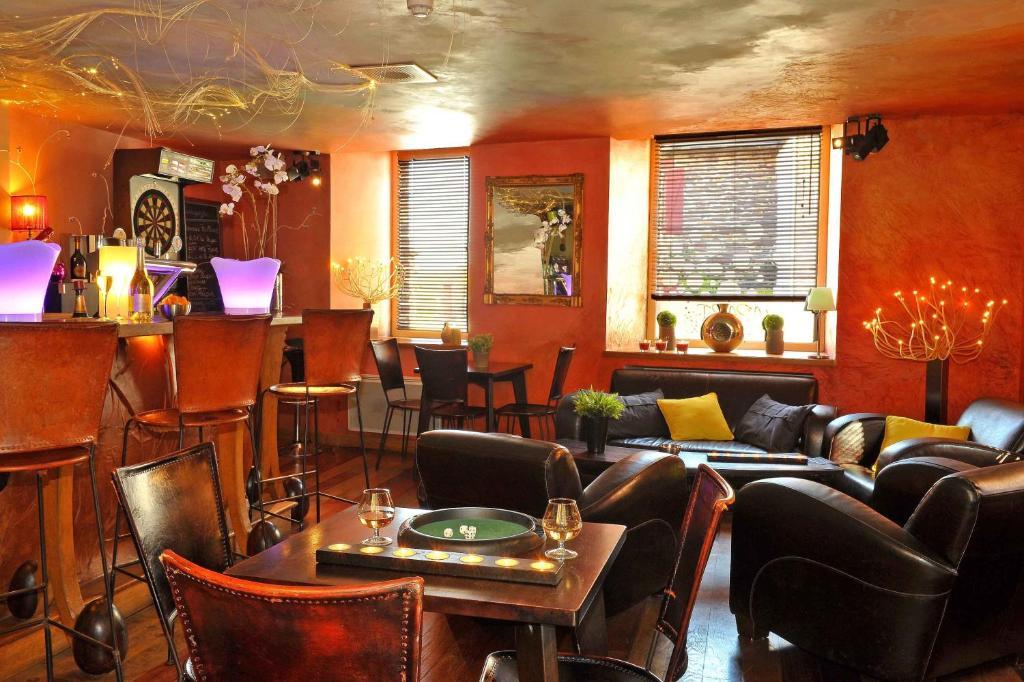 Hotel O2B Aux Berges De Broceliande 베이뇽 객실 사진